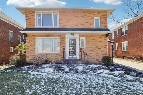 lower-13630 Cedar Road, University Heights, OH, 44118 | Card Image