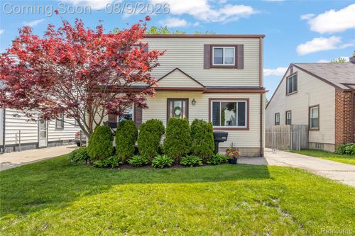 1019 Hoffman Ave, Royal Oak, MI, 48067-5024 | Card Image