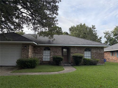1604 Rue Lemans, Slidell, LA, 70458-2218 | Card Image