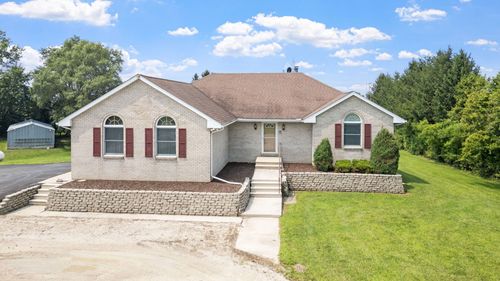 10085 N Mclinden Rd, Minooka, IL, 60447-9405 | Card Image