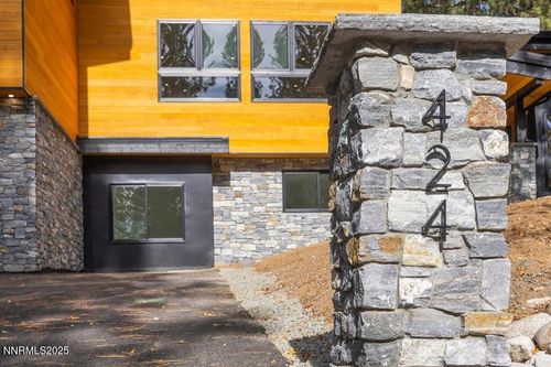 424 Pat Ct, Incline Village, NV, 89451-9102 | Card Image