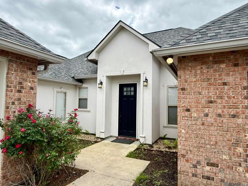 10408 Springtree Ave, Baton Rouge, LA, 70810 | Card Image