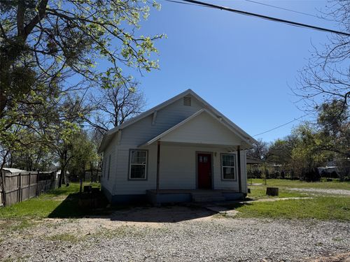 602 W Walcott Ave, Comanche, TX, 76442-2272 | Card Image