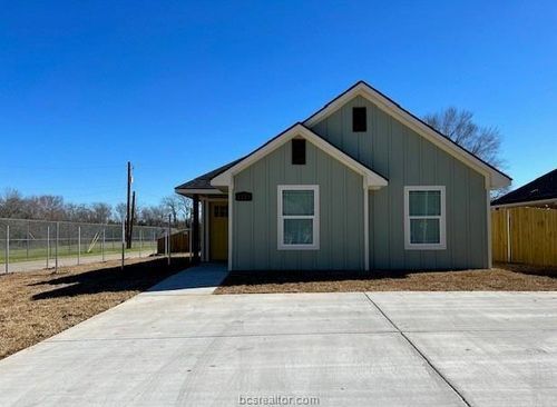 1207 N Houston Ave, Bryan, TX, 77803-2824 | Card Image