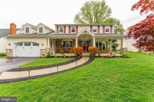 209 Beechtree Dr, Broomall, PA, 19008-1639 | Card Image