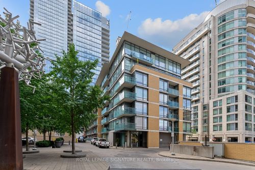 209-21 Scollard St, Toronto, ON, M5R1G1 | Card Image