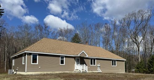 863 River Rd, Weare, NH, 03281-5225 | Card Image