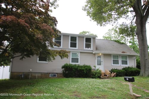 142 Delaware Ave, Oakhurst, NJ, 07755-1313 | Card Image