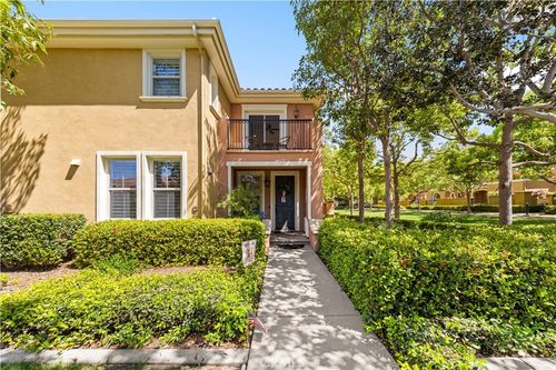 111 Chantilly, Irvine, CA, 92620-2805 | Card Image