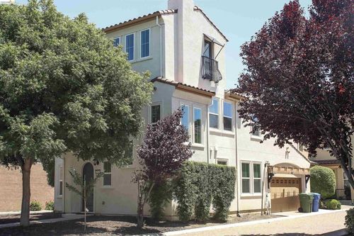 2100 Carrara St, Brentwood, CA, 94513 | Card Image