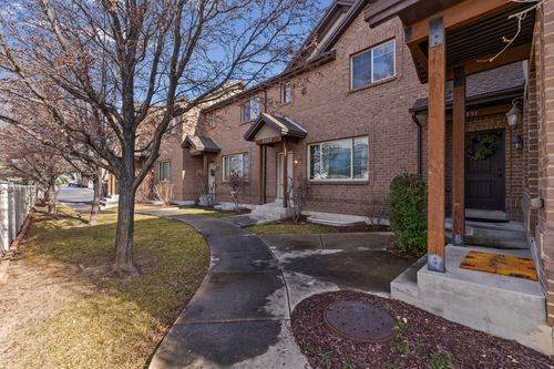 6563 S Lovendahle Ct, Murray, UT, 84107-7697 | Card Image