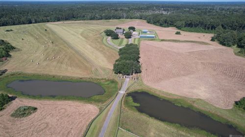 13251 Greenwell Spg Pt Hudso Rd, Pride, LA, 70770-9748 | Card Image