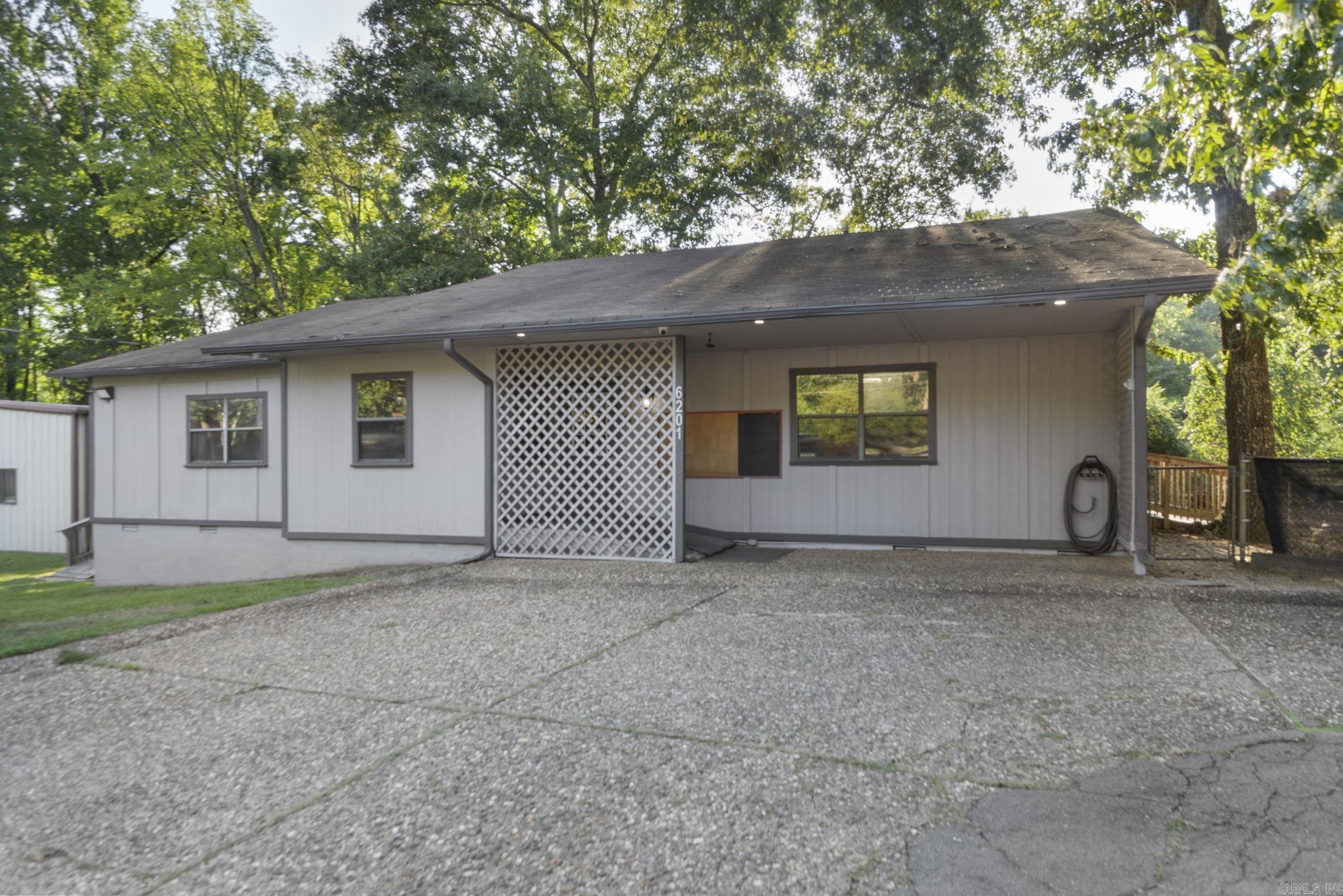 6201 John F Kennedy Blvd, North Little Rock, AR 72116