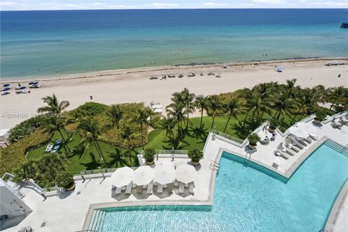 1006-17001 Collins Ave, Sunny Isles Beach, FL, 33160-3646 | Card Image