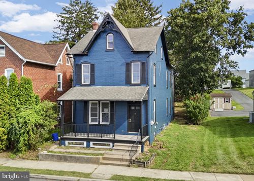 874 Columbia Ave, Sinking Spring, PA, 19608-1346 | Card Image