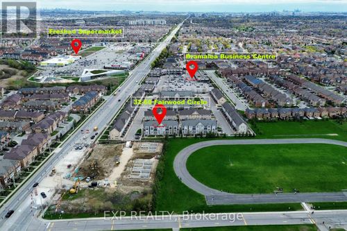 32-60 Fairwood Circle, Brampton (Sandringham-Wellington), ON, L6R0Y6 | Card Image