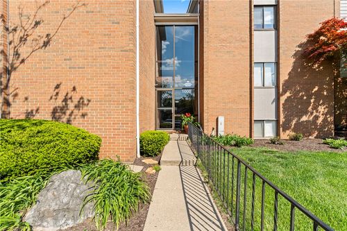 1000 Lookout, West Carrollton, OH, 45449 | Card Image