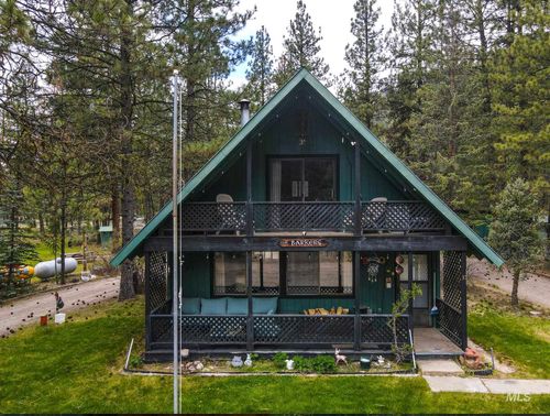 10 Bransons Dr, Lowman, ID, 83637-7084 | Card Image