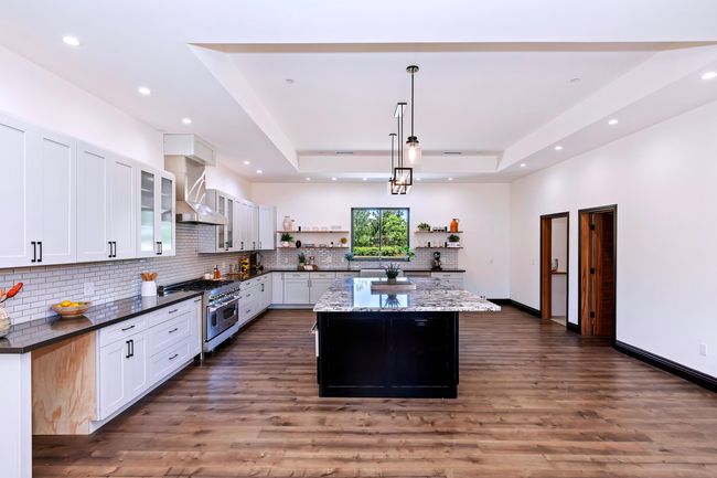 17370 Rodeo Rd, House other with 4 bedrooms, 4 bathrooms and null parking in Lake Elsinore CA | Image 6