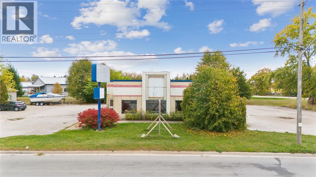 Commercial Lease in Lambton Shores