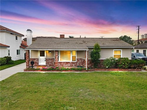 8620 Lubec St, Downey, CA, 90240-3345 | Card Image