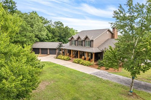 5915 Lee Road 390, Opelika, AL, 36804-1588 | Card Image