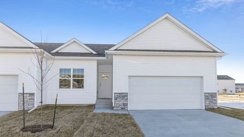 709 Maddie Ln, Tiffin, IA, 52340-9458 | Card Image