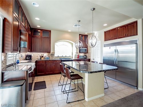 8104 Russell Creek Ct, Las Vegas, NV, 89139-7010 | Card Image