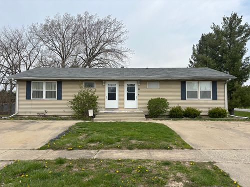 b-609 N Dianne Ln, Mahomet, IL, 61853-9145 | Card Image