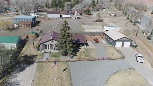 2 Fremont St, Dubois, WY, 82513-5036 | Card Image