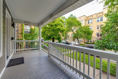 3105 W Leland Ave, CHICAGO, IL, 60625-4406 | Card Image