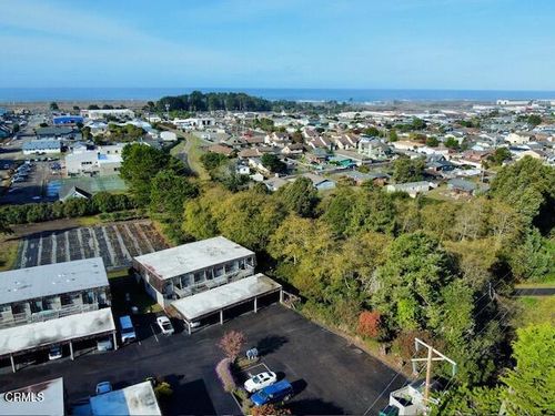 apt-4-511 Cypress St, Fort Bragg, CA, 95437-5453 | Card Image