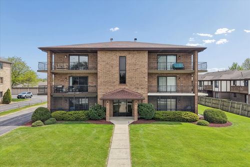 2n-17979 Oak Park Ave, Tinley Park, IL, 60477-2085 | Card Image