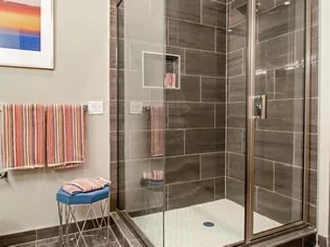 Full bath with a shower stall | Image 6