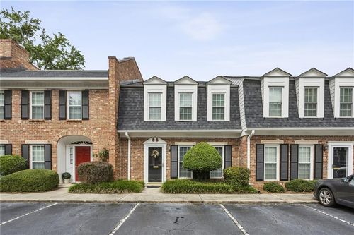 2 Scotland Pl Nw, Atlanta, GA, 30318-1452 | Card Image