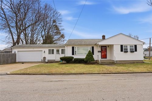 5 State Street, Pawtucket, RI, 02861 | Card Image