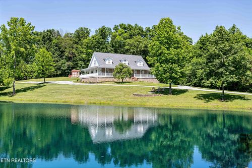 680 Gateway Ln, Seymour, TN, 37865-6559 | Card Image