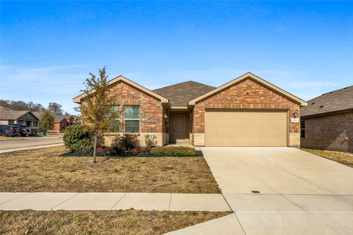 424 Amory St, Azle, TX, 76020-5655 | Card Image