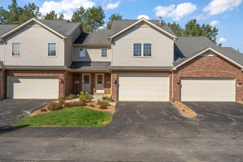 15615 98th Pl, Dyer, IN, 46311-7736 | Card Image