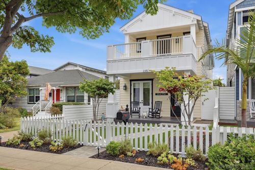 235 F Avenue, Coronado, CA, 92118 | Card Image