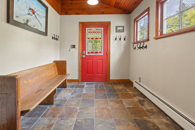 69 Hillvale Dr, House other with 4 bedrooms, 2 bathrooms and null parking in Manchestr Ctr VT | Image 8