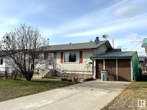 4724 52 Ave, Evansburg, AB, T0E0T0 | Card Image