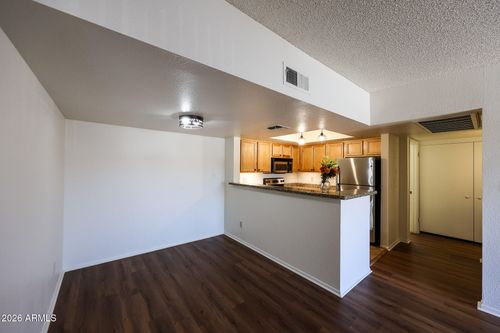2113-5757 W Eugie Ave, Glendale, AZ, 85304-1242 | Card Image