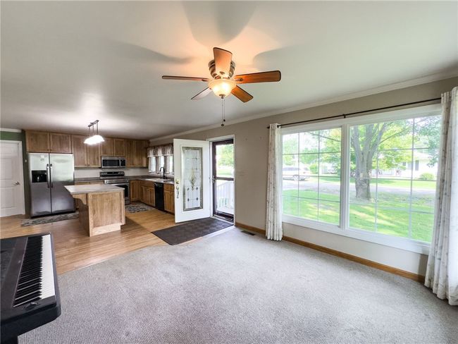 1307 Beech St, House other with 3 bedrooms, 2 bathrooms and null parking in Marshall IL | Image 7