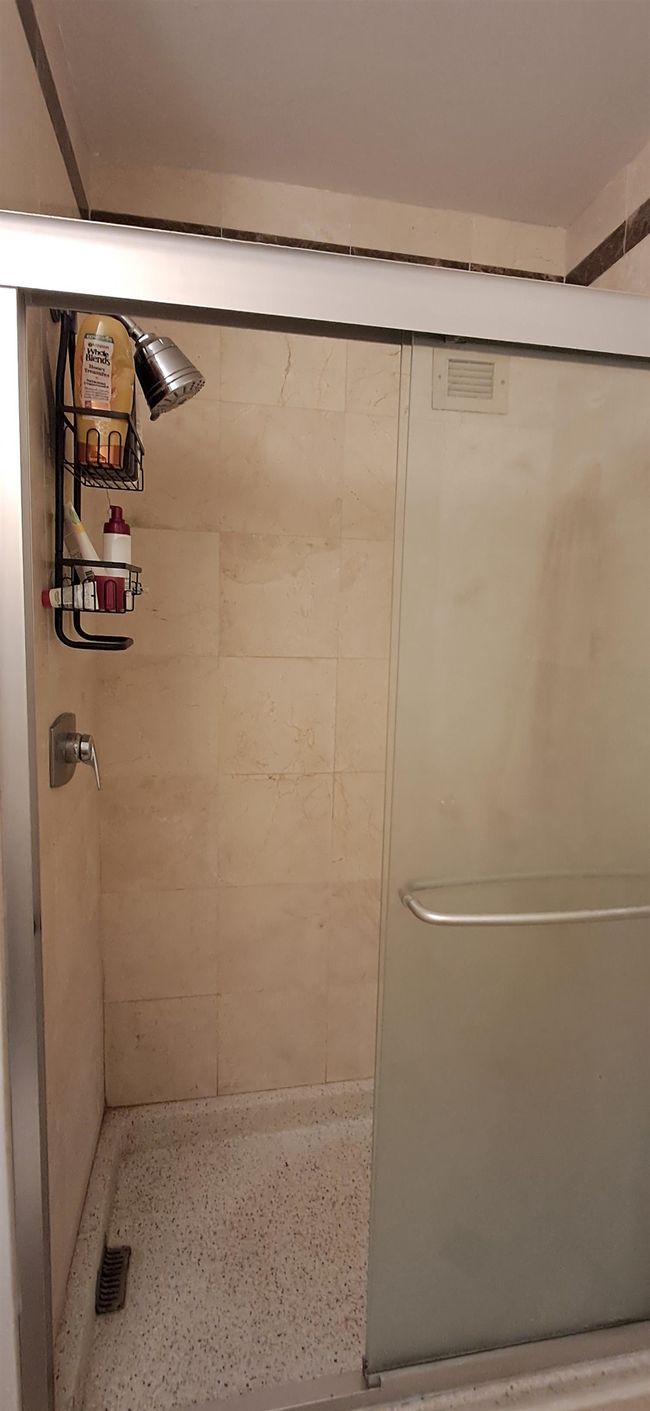 APT-30B - 7002 Kennedy Blvd E, Condo with 2 bedrooms, 3 bathrooms and null parking in Guttenberg NJ | Image 14