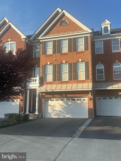 42852 Edgegrove Heights Ter, ASHBURN, VA, 20148-7472 | Card Image