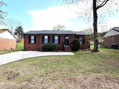 1809 Acorn Rd, Greensboro, NC, 27406-3841 | Card Image