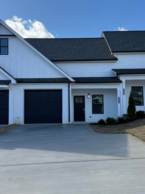3246 Green Turtle Ln Ne, Cleveland, TN, 37323-6306 | Card Image