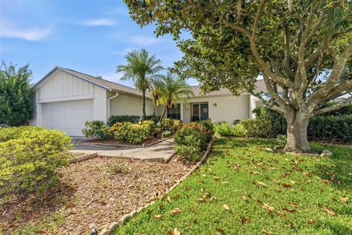 4002 Pebblestone Place, Tampa, FL, 33624 | Card Image