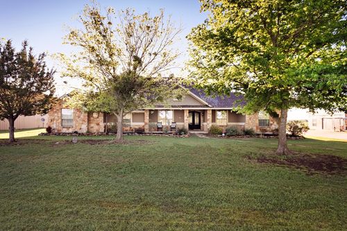 801 Texas 236 Hwy, Moody, TX, 76557-3405 | Card Image